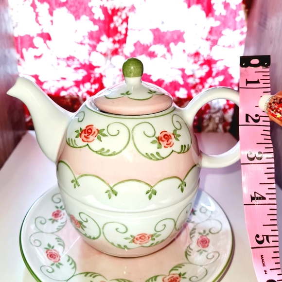 Kitchen Single Serving Teapot With Cup And Saucer Poshmark